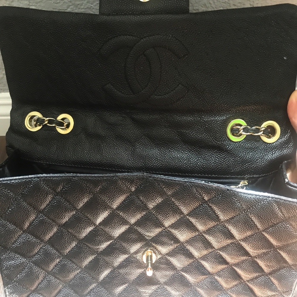 Chanel Caviar Jumbo Large Classic Flap Bag Black - Picture 4 of 7